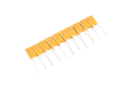 POLIMERINIS SAUGIKLIS RUEF110 LITTELFUSE 30V, 1.1A, 7.4X14.2MM, PTC, 10PCS