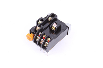 TH-12 MITSUBISHI ELECTRIC 5-8A ESTAFETĖ