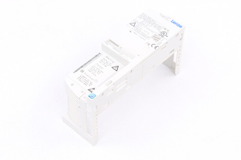 E82EV5512C LENZE DĖŽUTĖS PRIEKIS