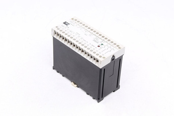 LCUX1-400 SICK SAUGOS RELĖ