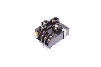 TH-12 MITSUBISHI ELECTRIC 0.3-0.5A ESTAFETĖ
