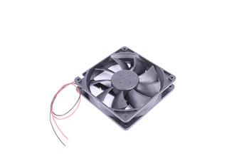 4710KL-04W-B50 NMB TECHNOLOGIES 119X119X25MM, 12V, 0.72A VENTILIATORIUS