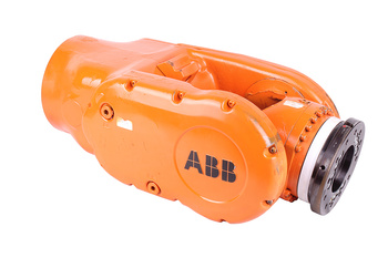 3HAC10133-2/08 ABB 3HAC021485-001/02 ROBOTINĖ RANKA